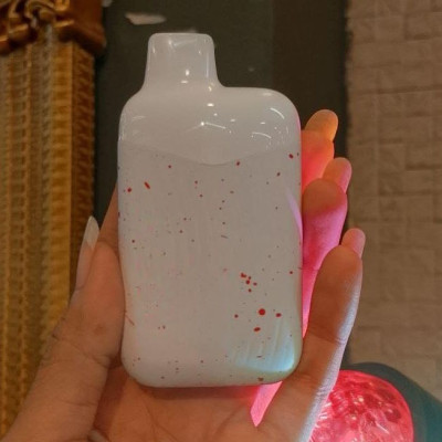 Электронная сигарета Elf Bar RAYA S1 Grape ice (Виноград Лед) 3% 15000 затяжек